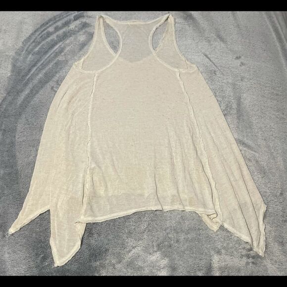 ECOTÉ by UO cream tank size XS fits big 17” p2p. VGUC-Rayon, Flax, spandex. - Picture 2 of 5